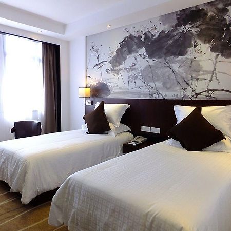 Da Zhong Hotel Indoor Stadium Xuhui Shanghai Extérieur photo